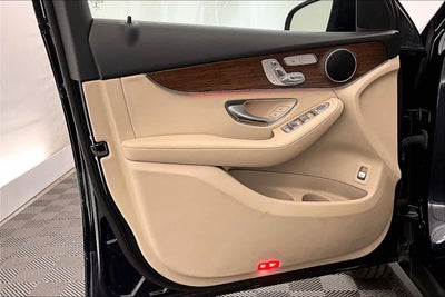 2022 Mercedes-Benz GLC 300 GLC 300