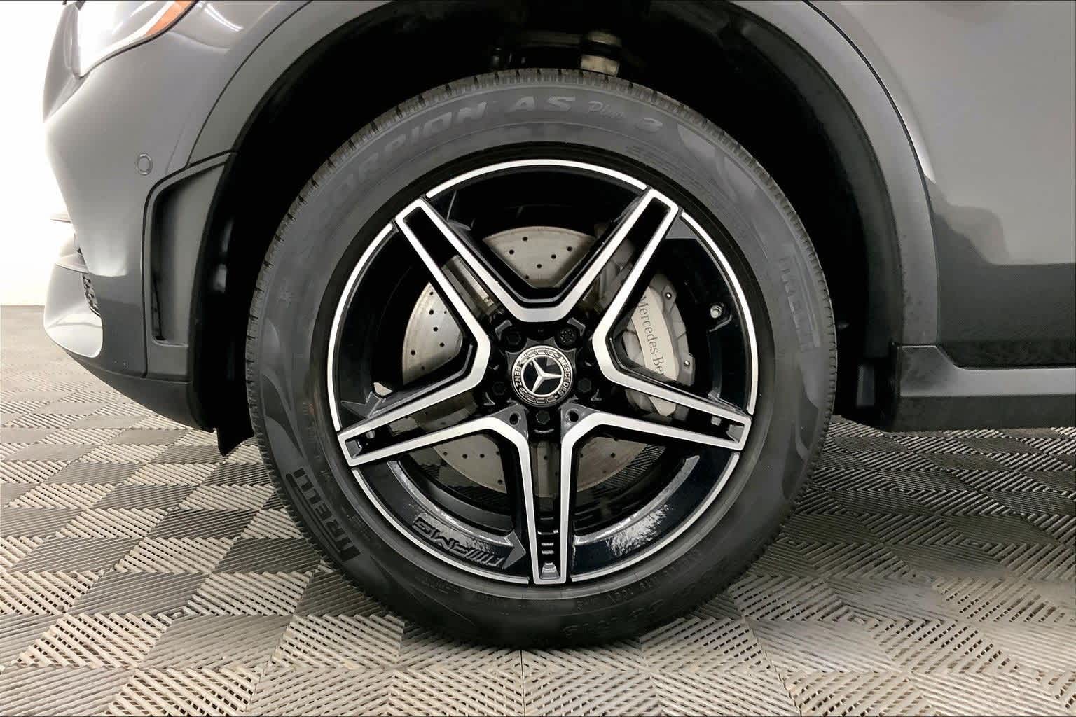 2022 Mercedes-Benz GLC GLC 300