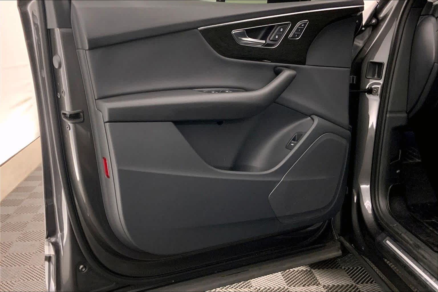 2021 Audi Q7 Premium