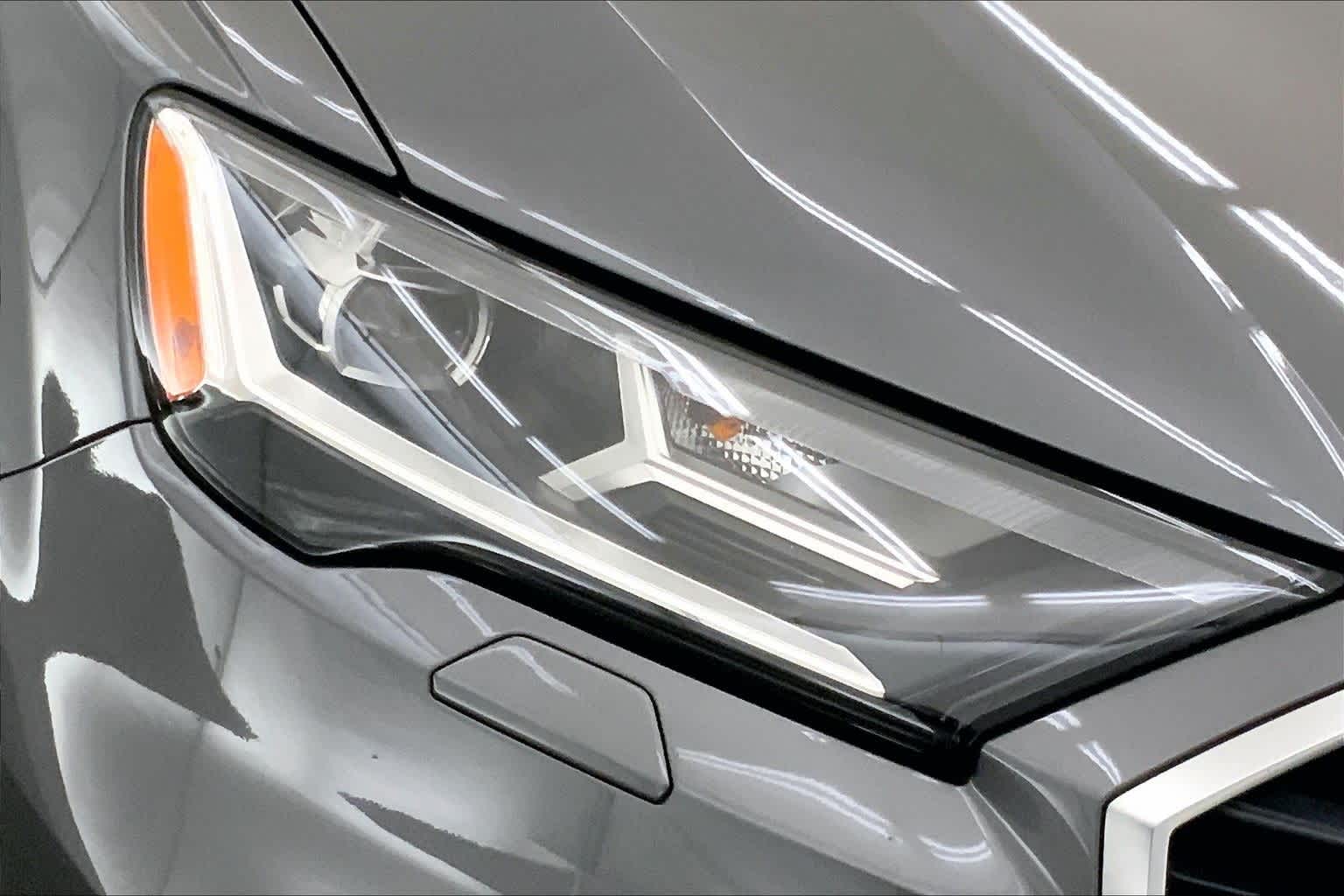 2021 Audi Q7 Premium