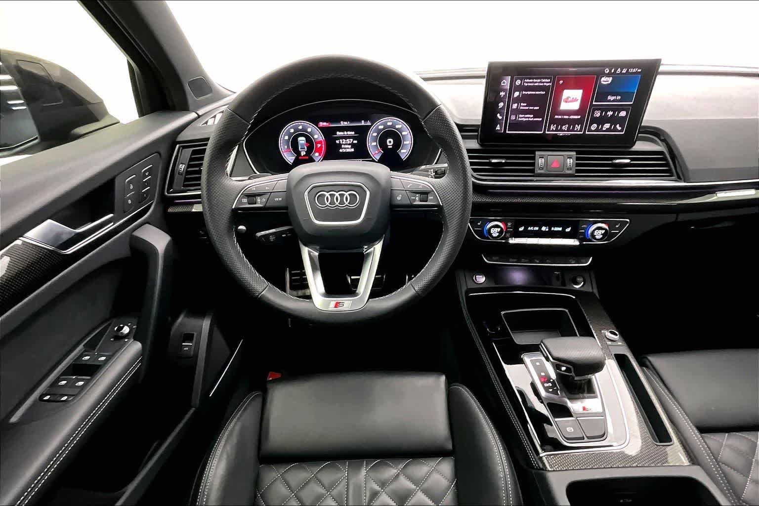 2024 Audi SQ5 Prestige