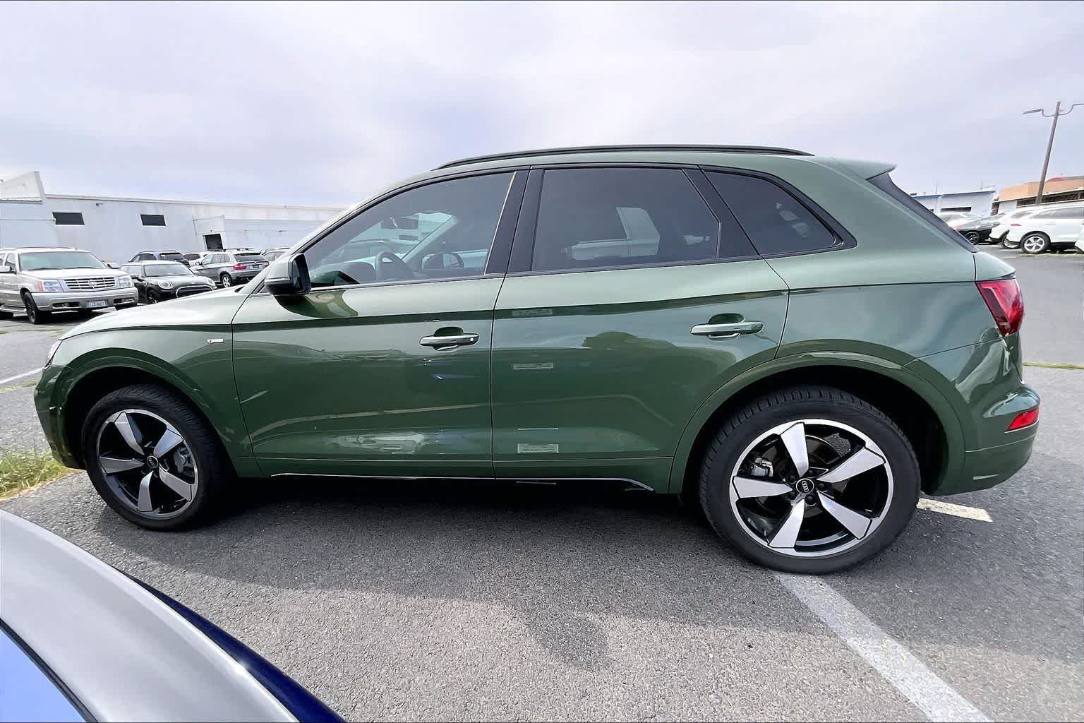 2022 Audi Q5 S line Premium Plus
