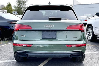 2022 Audi Q5 S line Premium Plus