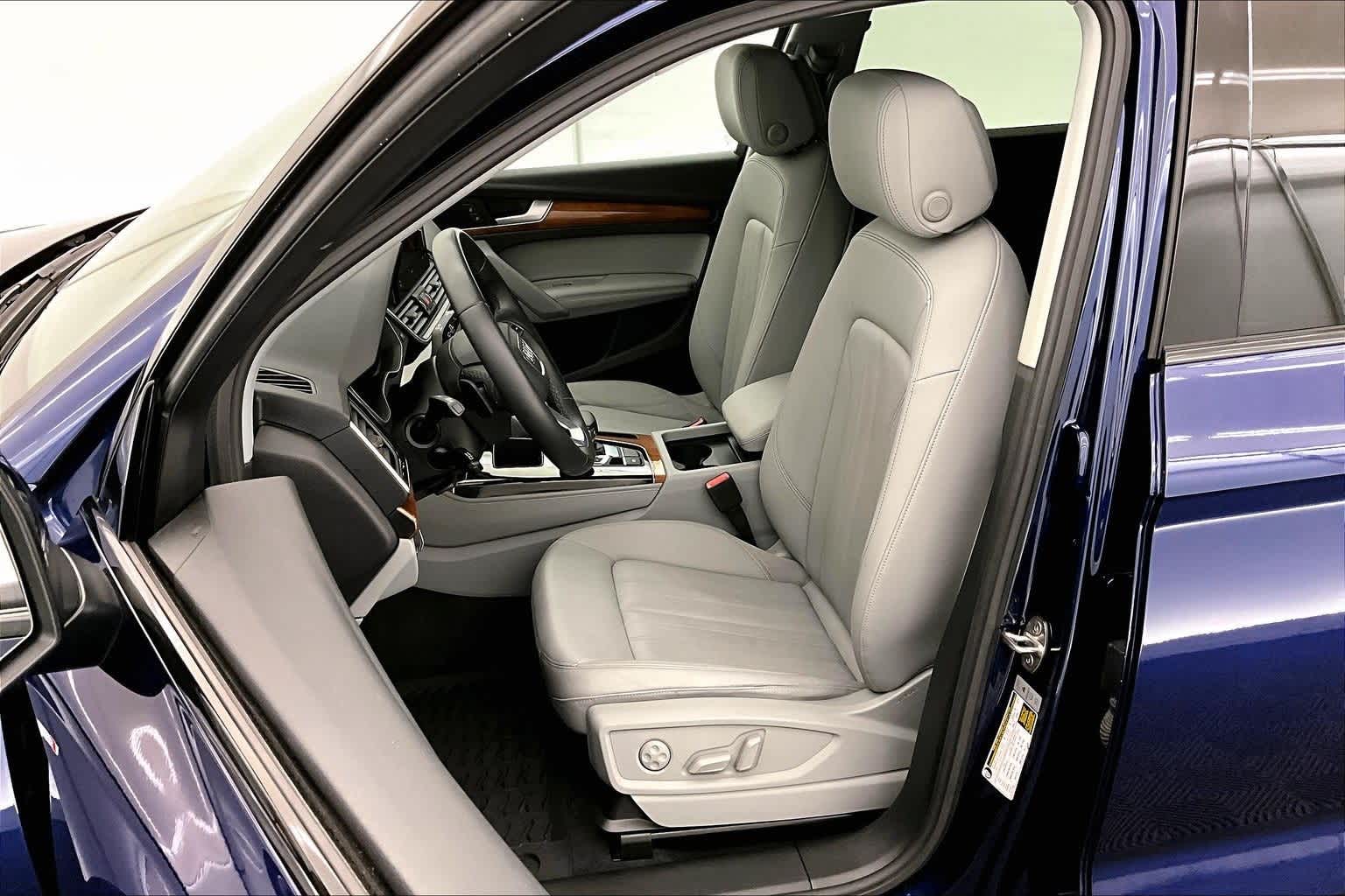 2023 Audi Q5 S line Premium Plus