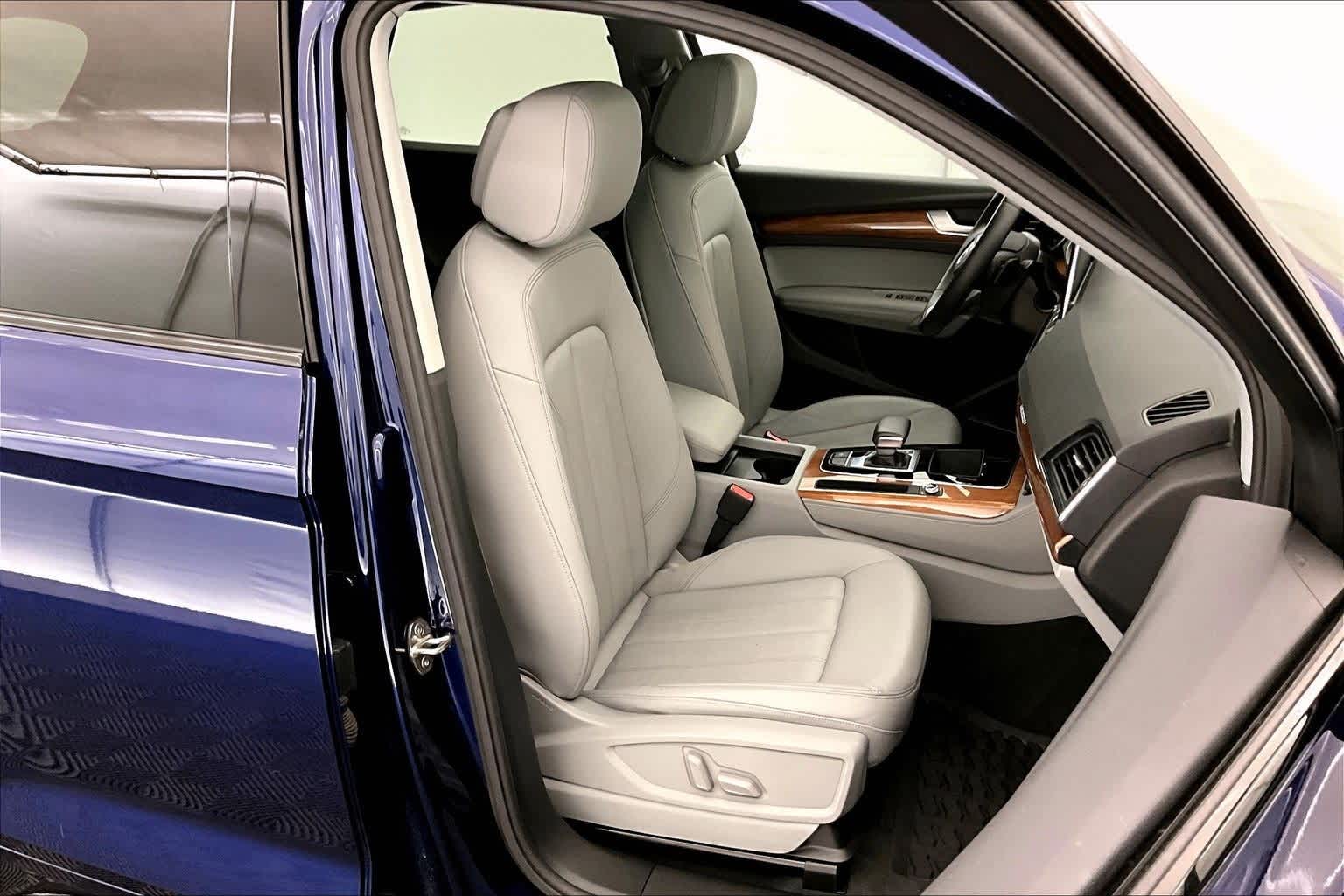 2023 Audi Q5 S line Premium Plus