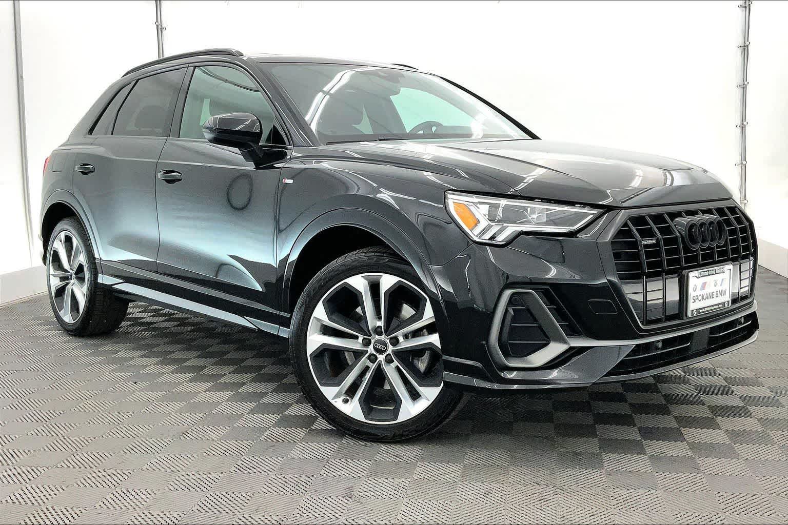 2020 Audi Q3 S line Premium Plus