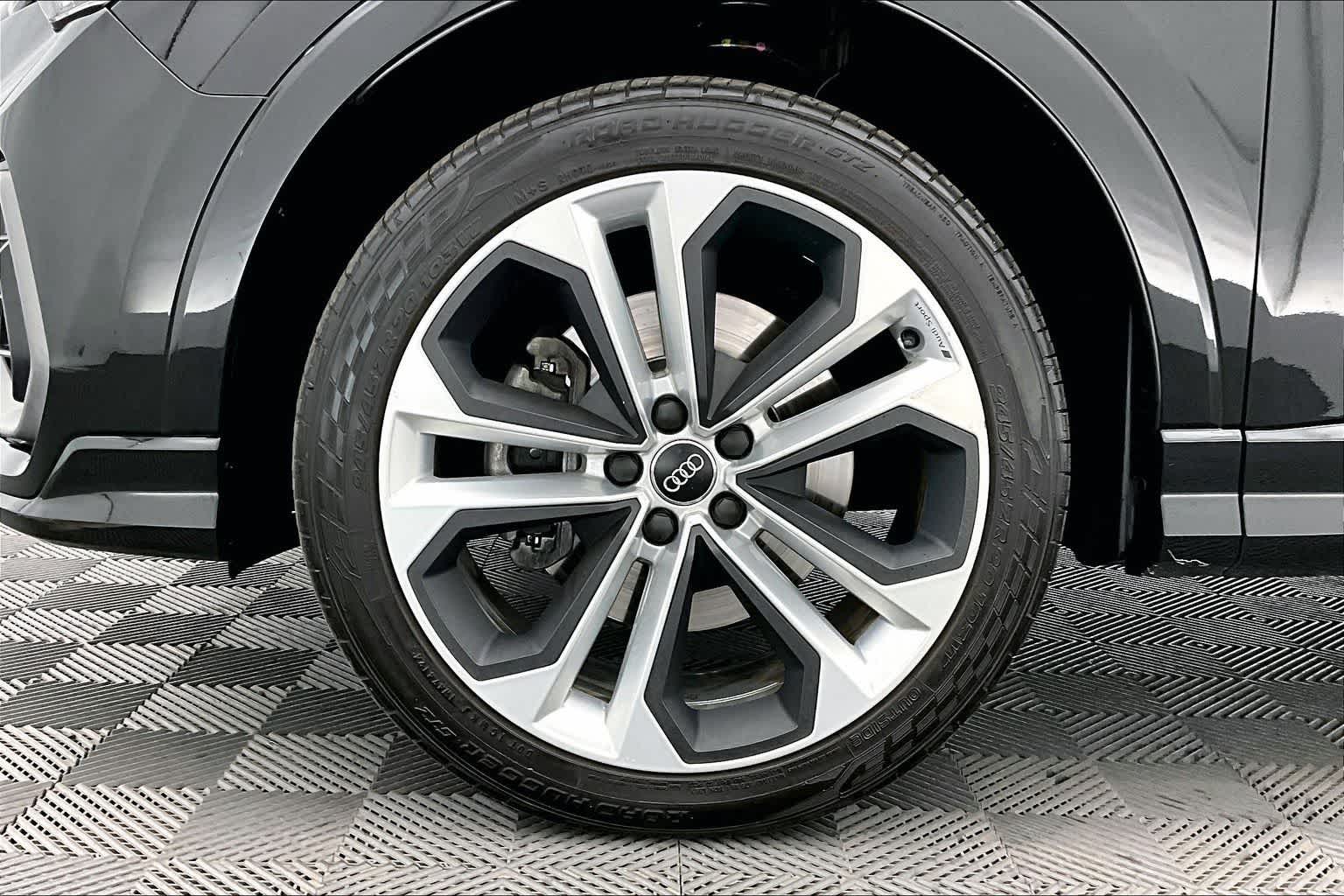 2020 Audi Q3 S line Premium Plus