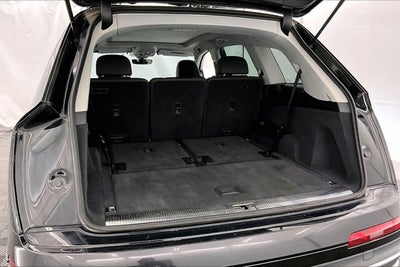 2021 Audi Q7 Premium Plus