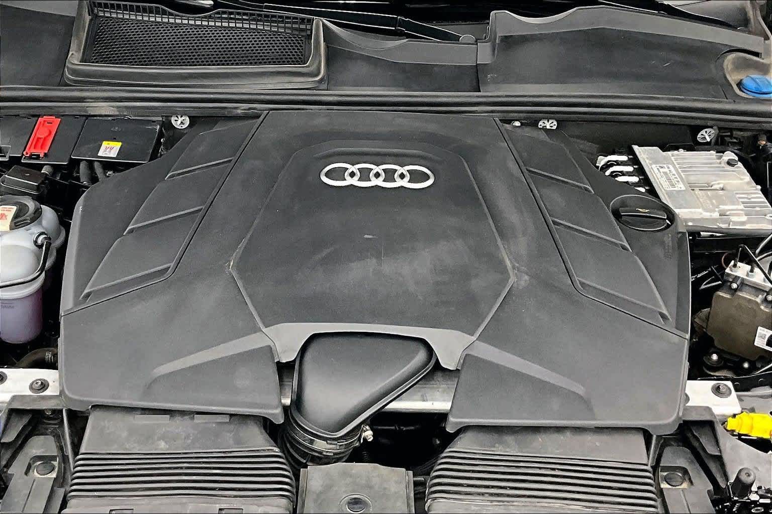 2021 Audi Q7 Premium Plus