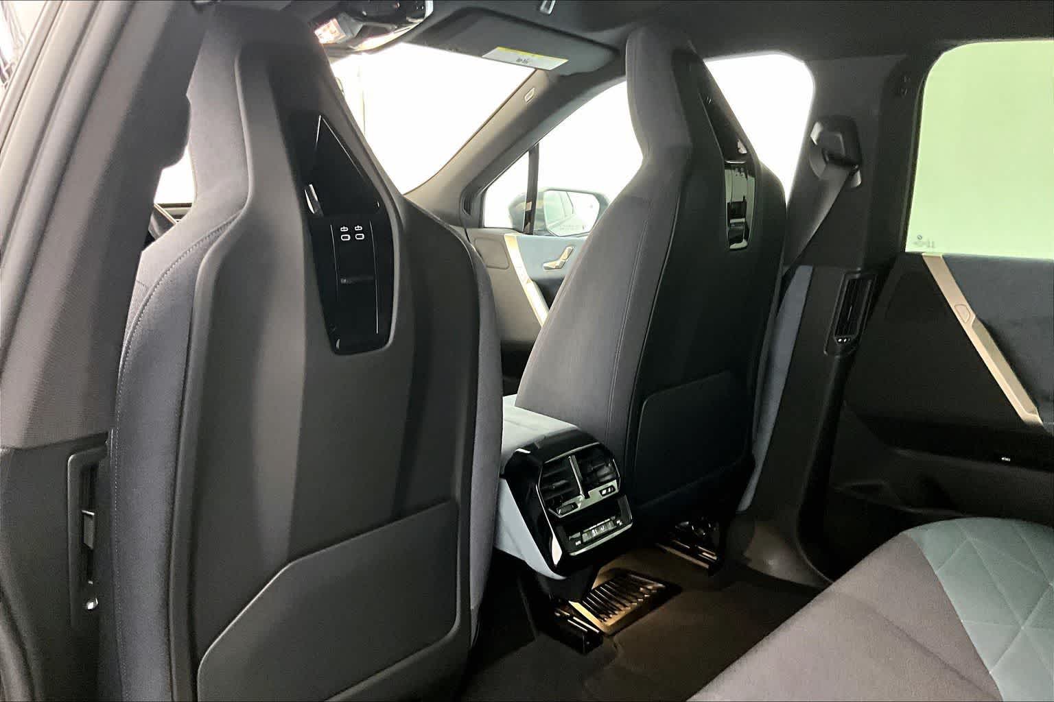 2023 BMW iX xDrive50