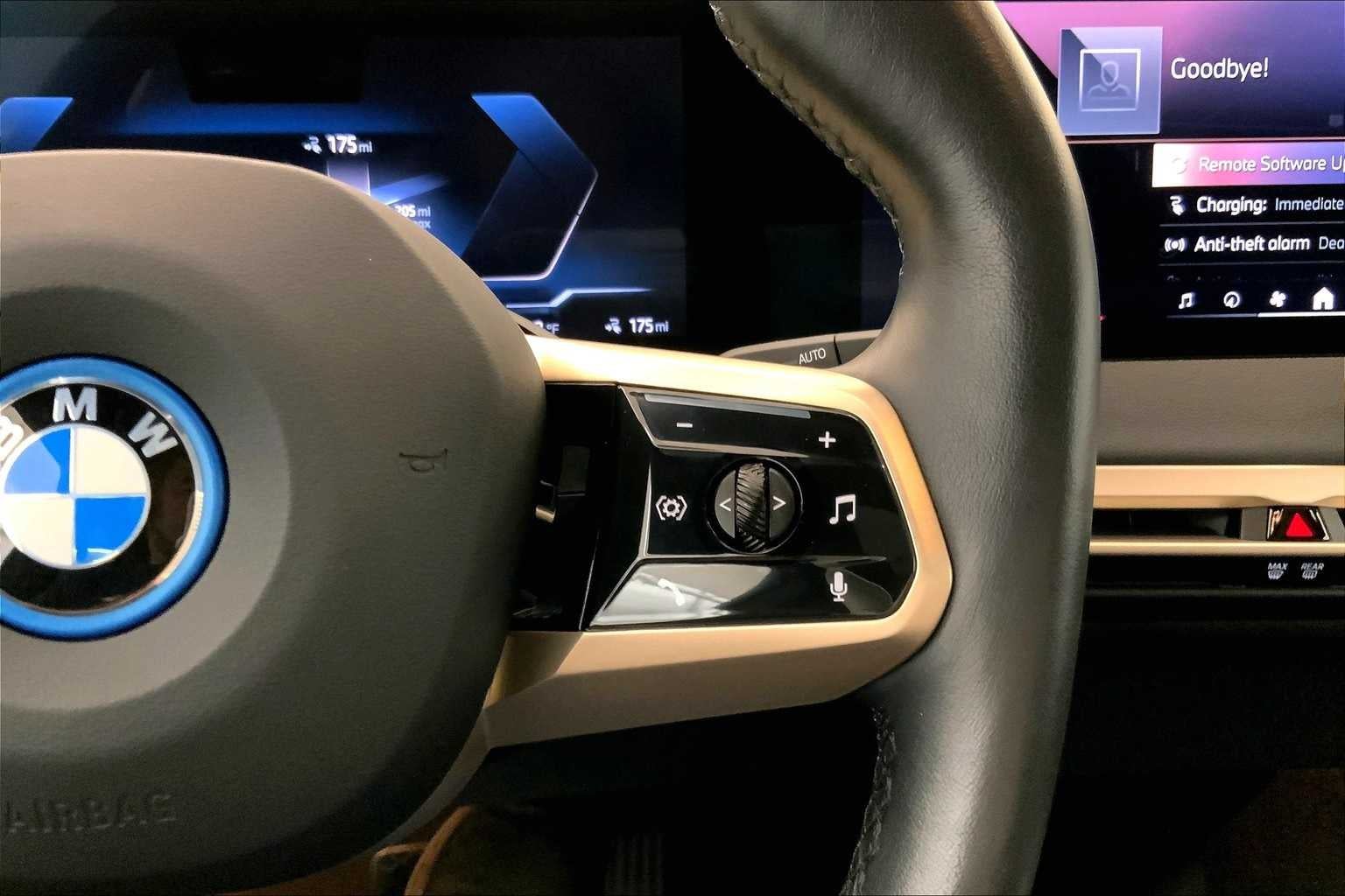 2024 BMW iX xDrive50