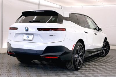 2025 BMW iX xDrive50