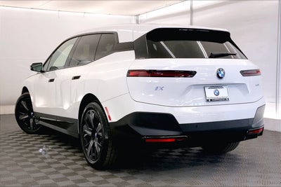 2025 BMW iX xDrive50