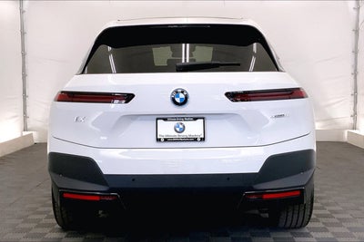 2025 BMW iX xDrive50