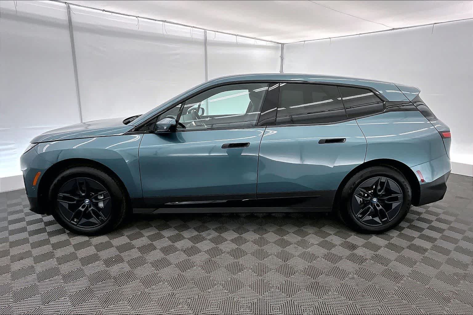 2023 BMW iX xDrive50