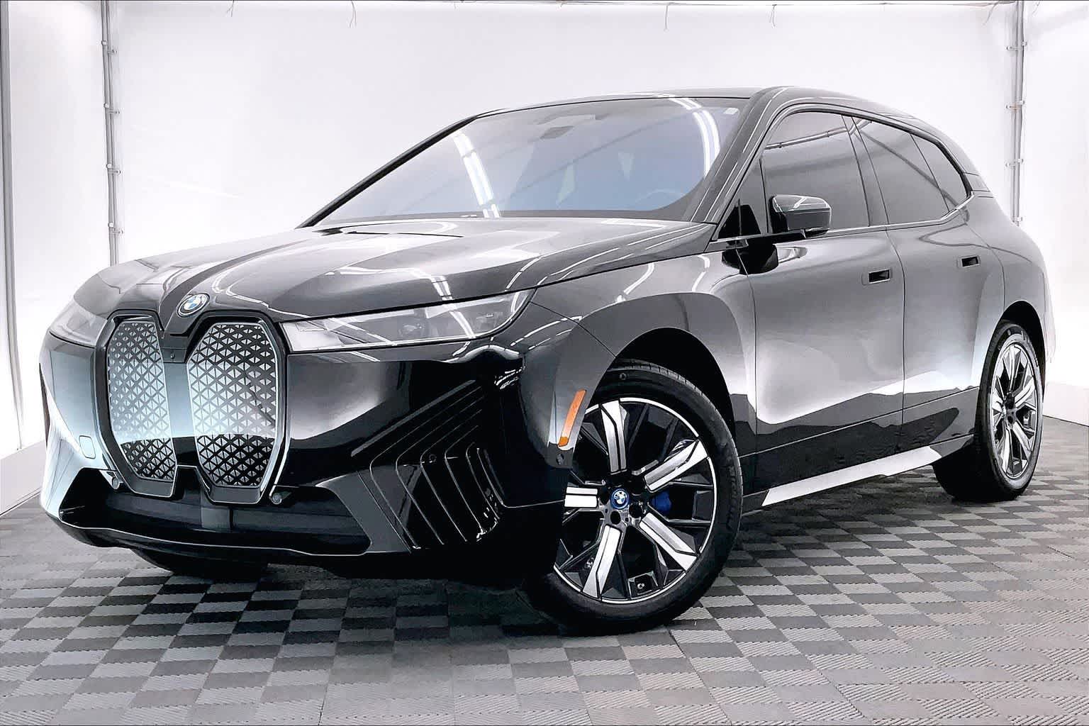 2025 BMW iX xDrive50