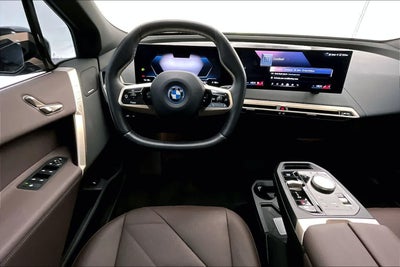 2025 BMW iX xDrive50