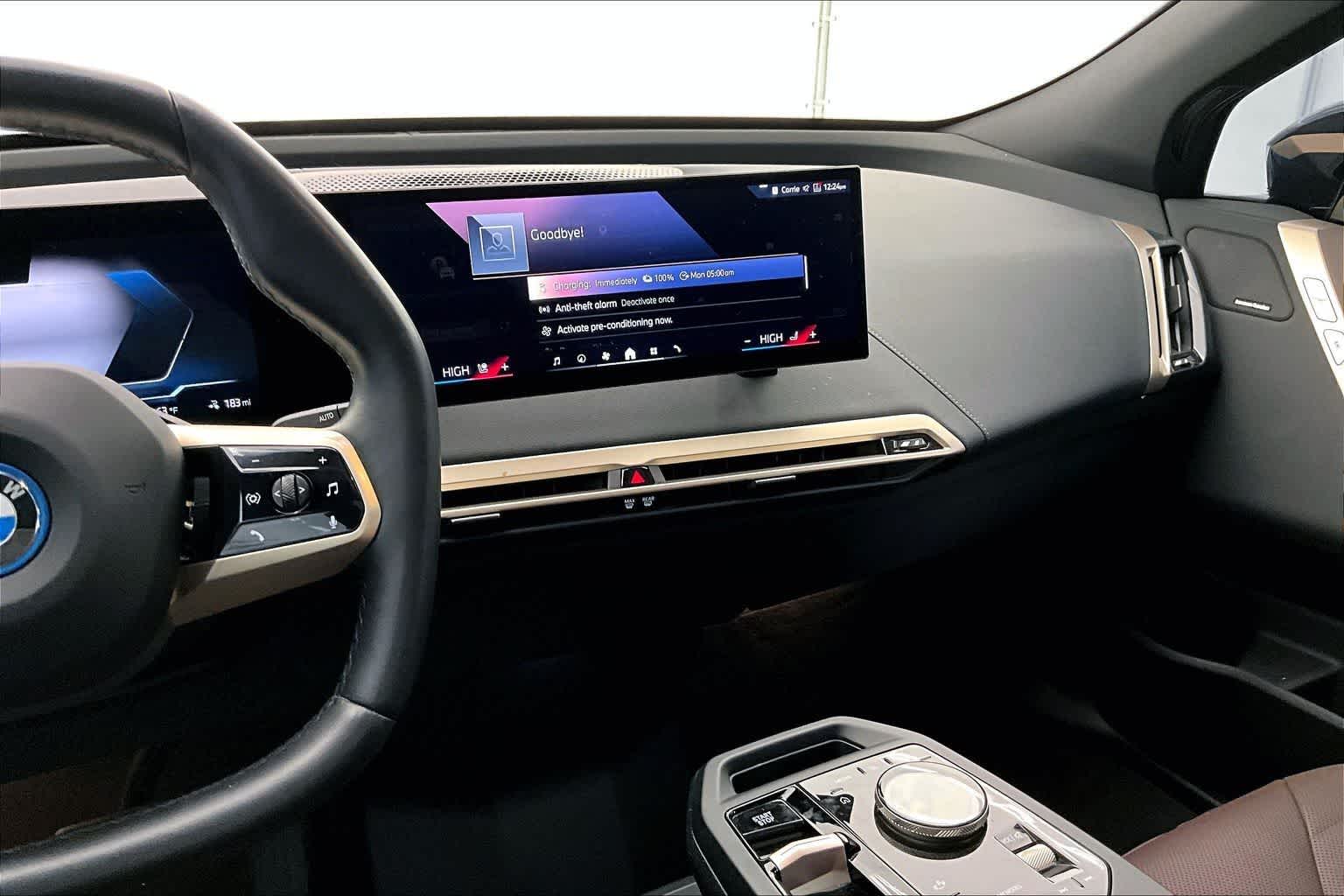 2025 BMW iX xDrive50