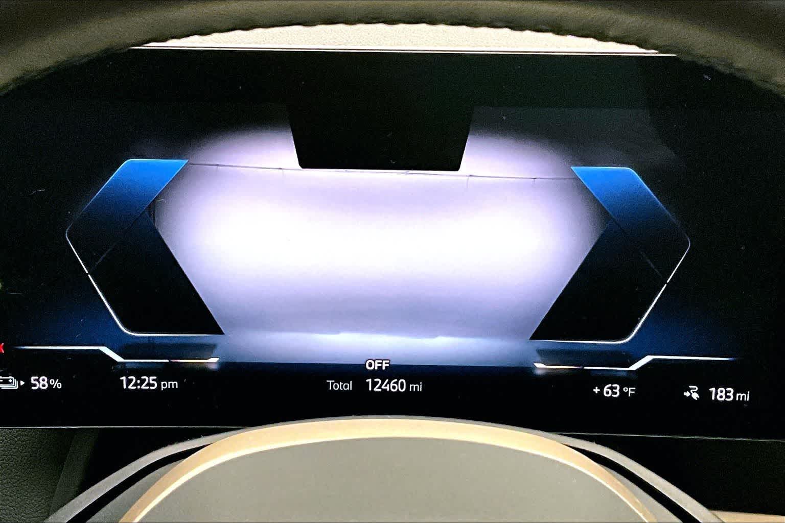 2025 BMW iX xDrive50