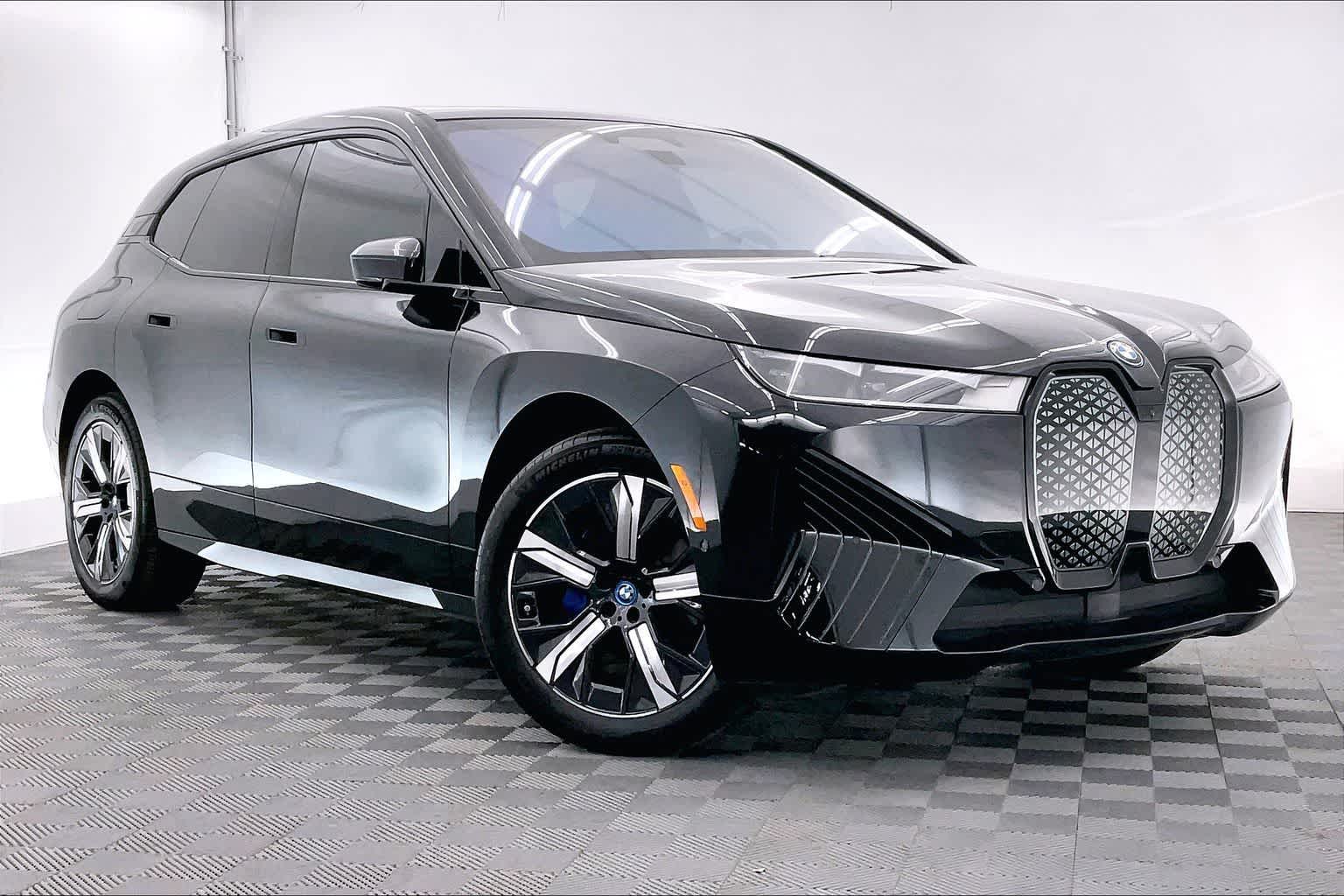 2025 BMW iX xDrive50