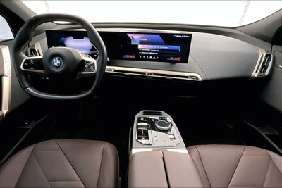 2025 BMW iX xDrive50