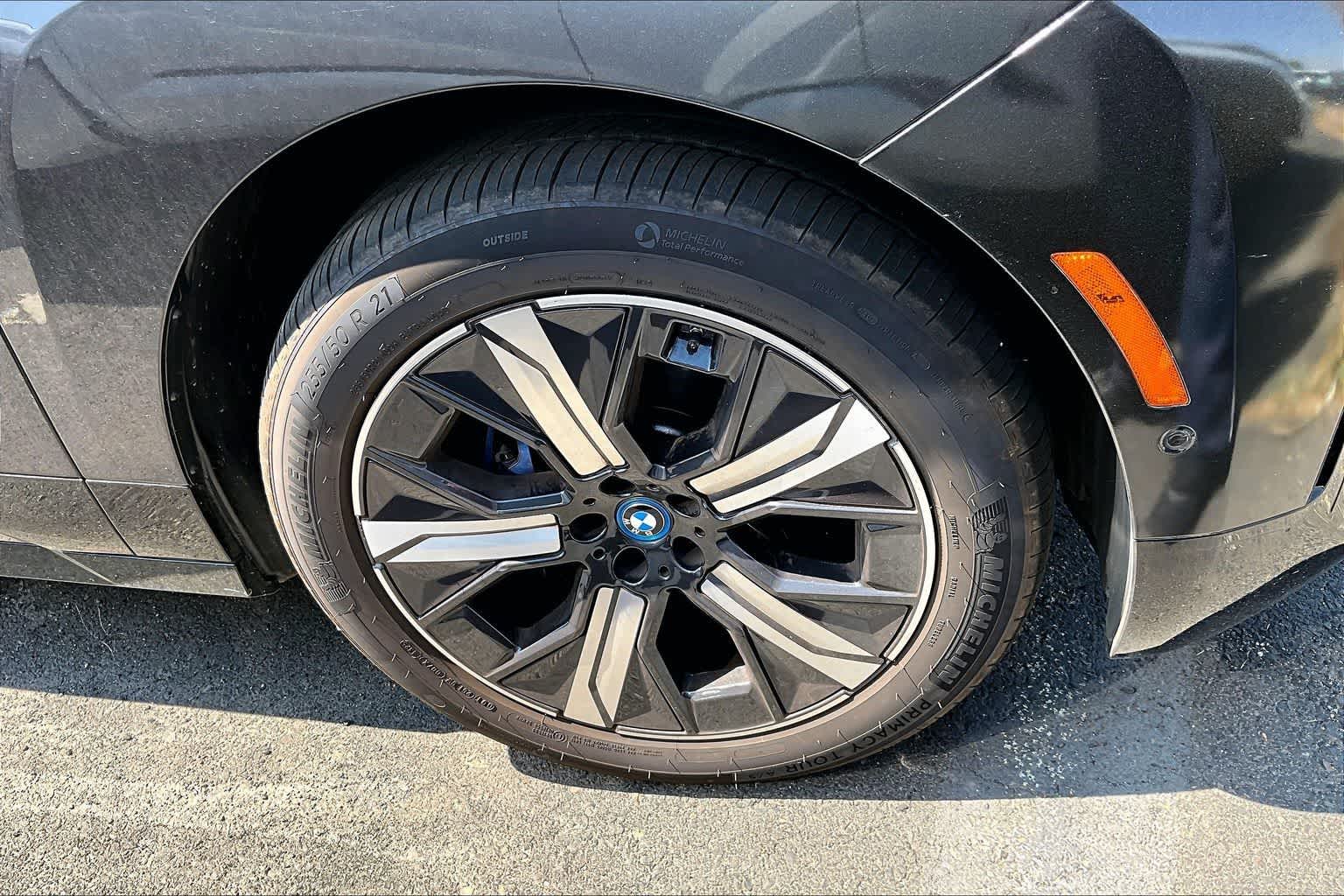2024 BMW iX xDrive50