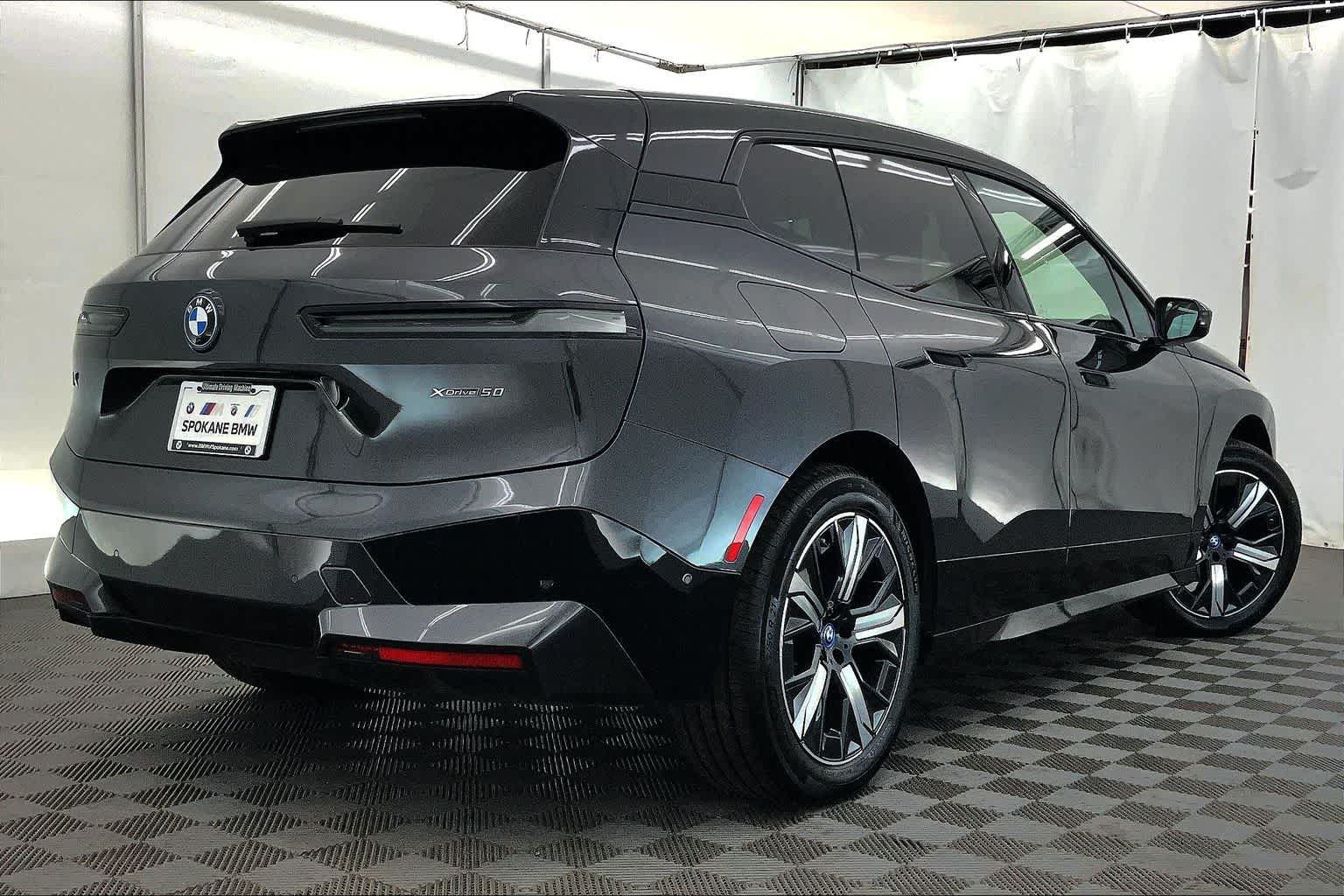 2024 BMW iX xDrive50