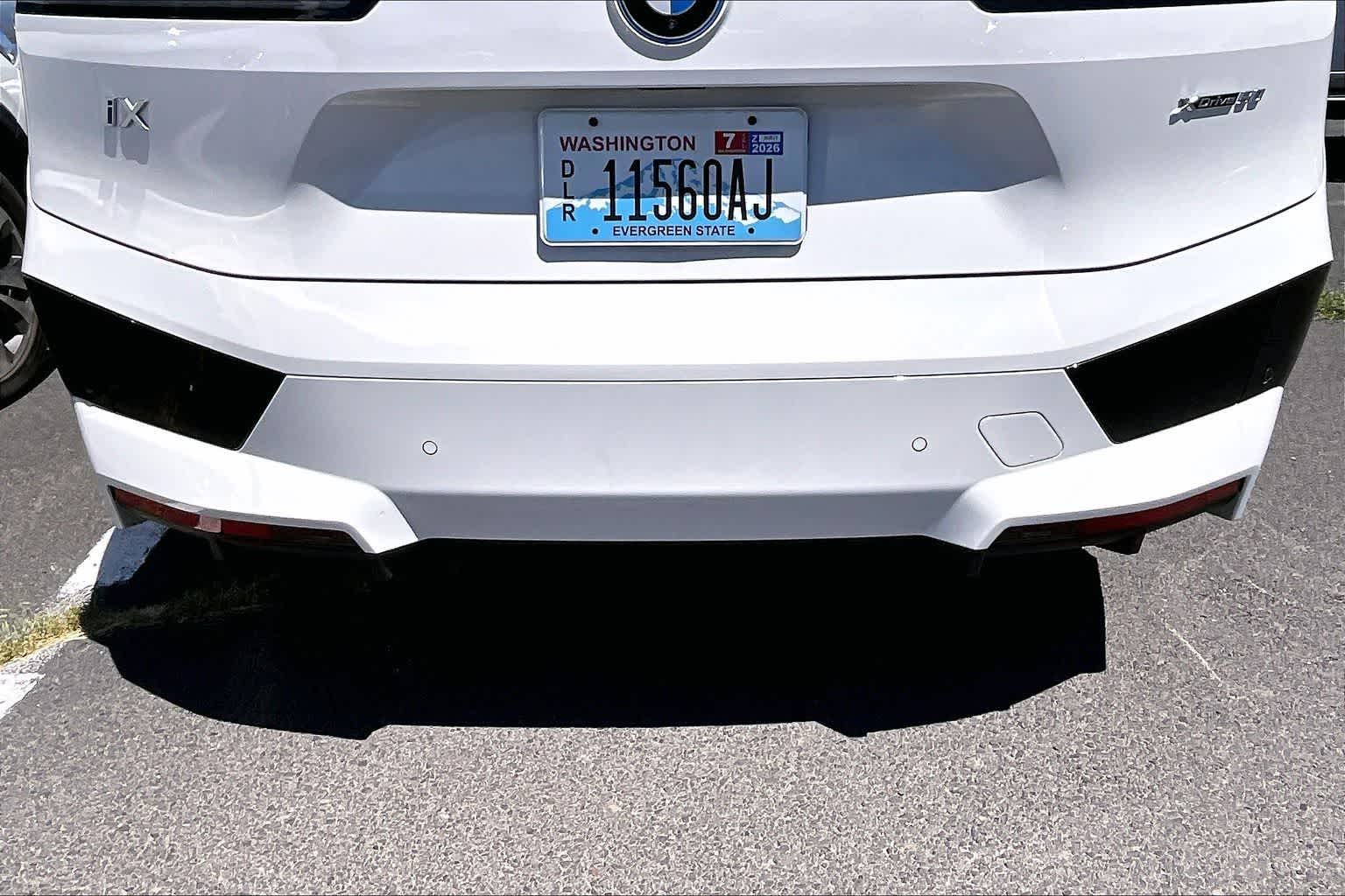 2025 BMW iX xDrive50