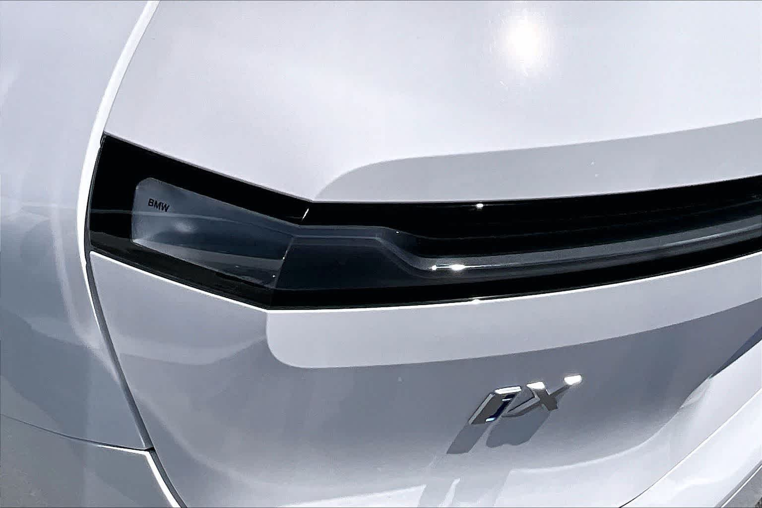 2025 BMW iX xDrive50