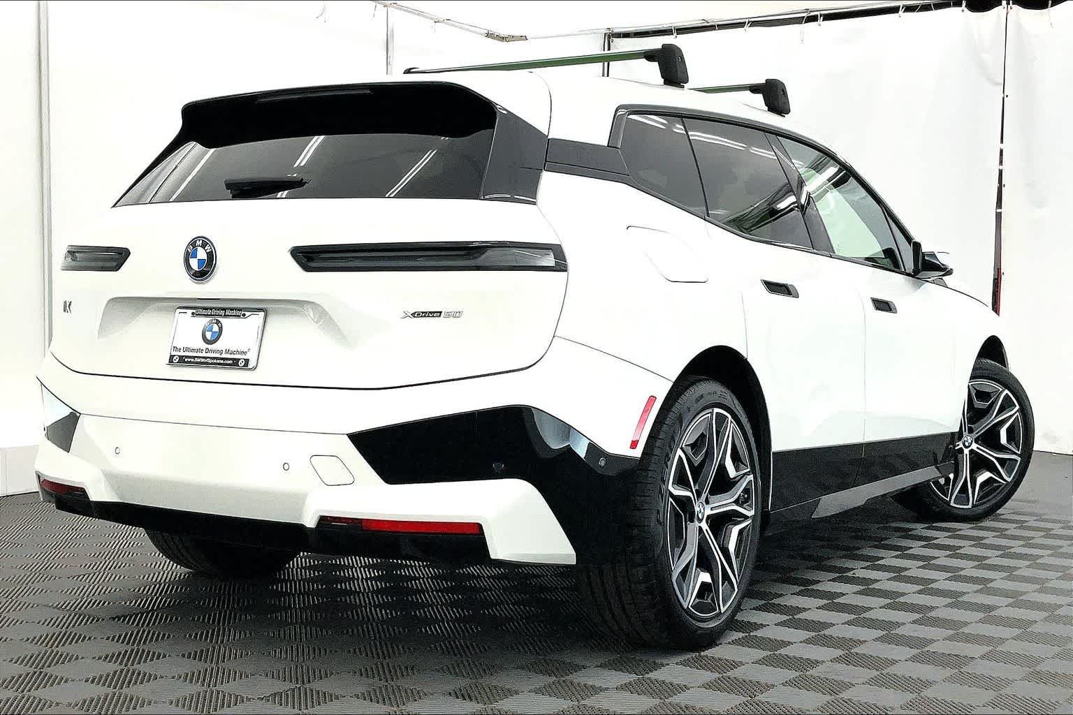 2025 BMW iX xDrive50