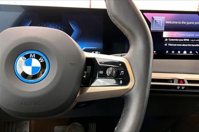 2025 BMW iX xDrive50