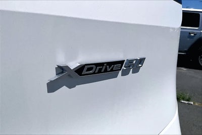 2025 BMW iX xDrive50