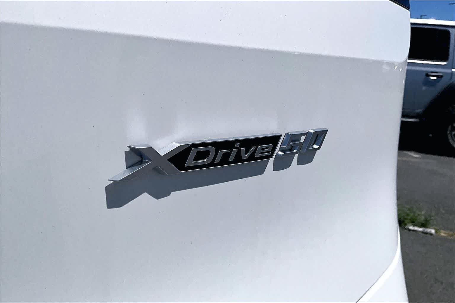 2025 BMW iX xDrive50