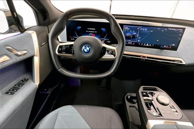 2025 BMW iX xDrive50