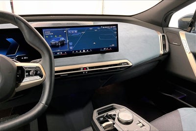 2025 BMW iX xDrive50