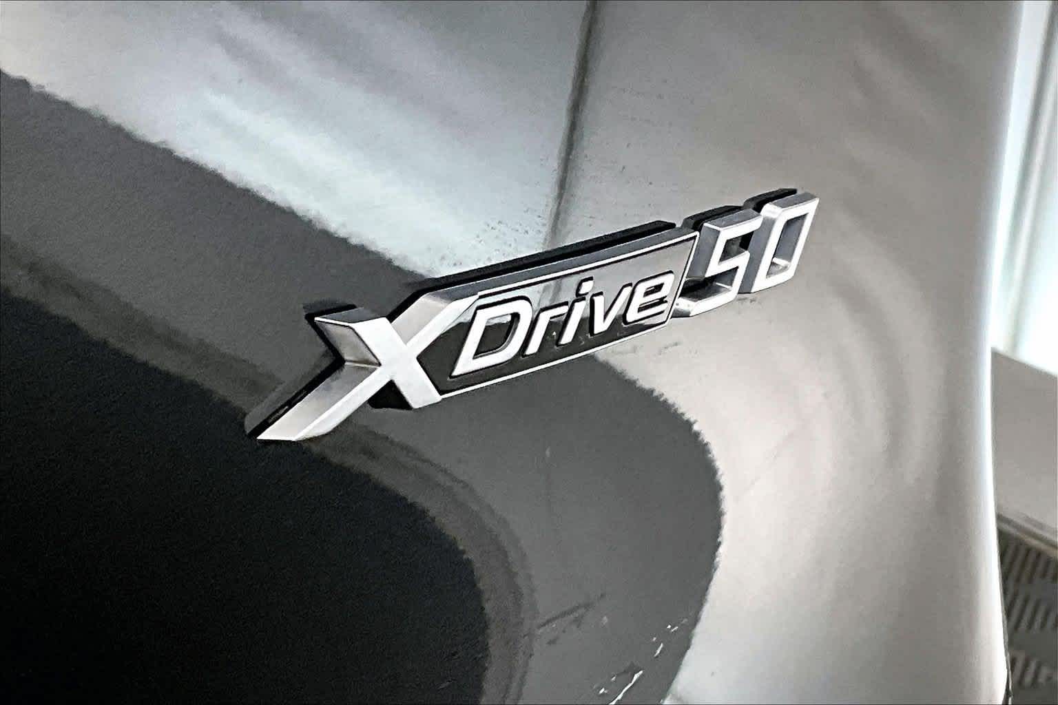 2025 BMW iX xDrive50