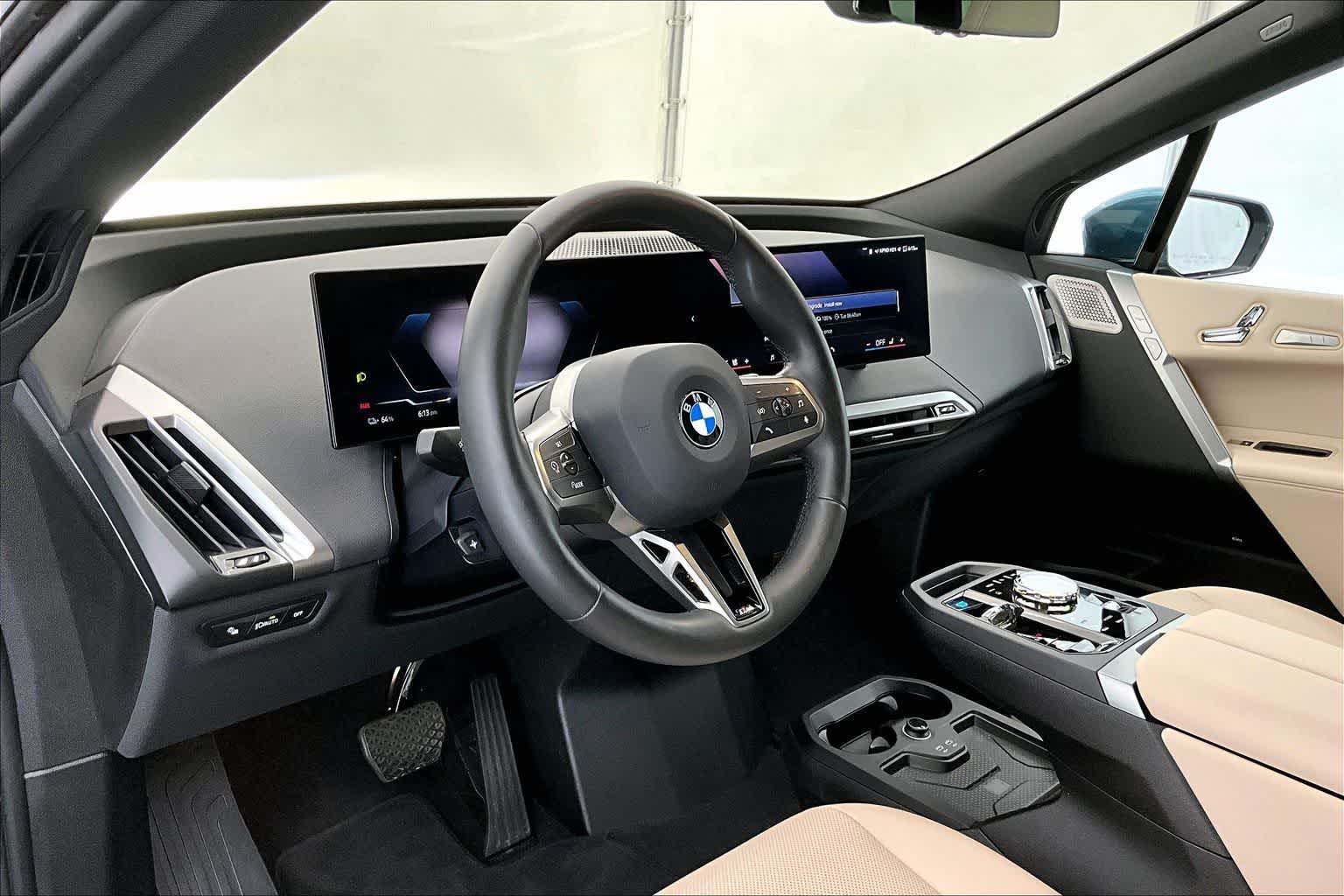 2025 BMW iX xDrive50