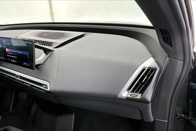 2025 BMW iX xDrive50