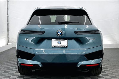2025 BMW iX xDrive50