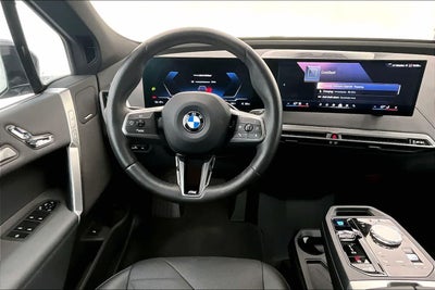 2025 BMW iX xDrive50