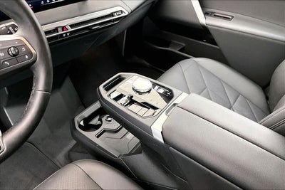 2025 BMW iX xDrive50