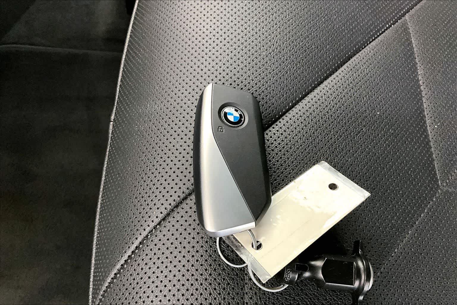 2025 BMW iX xDrive50