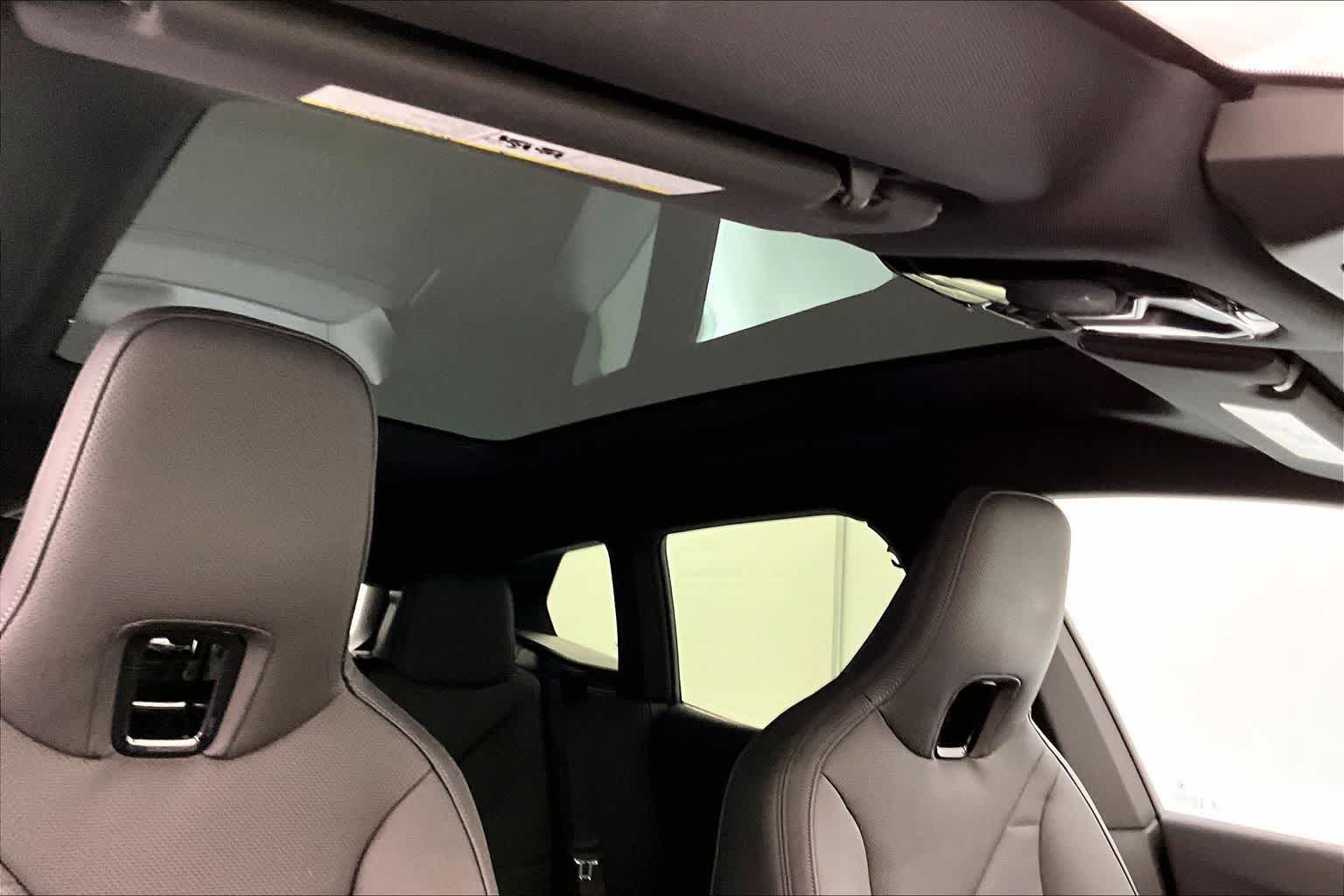 2025 BMW iX xDrive50