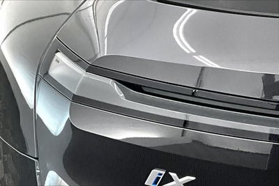 2025 BMW iX xDrive50