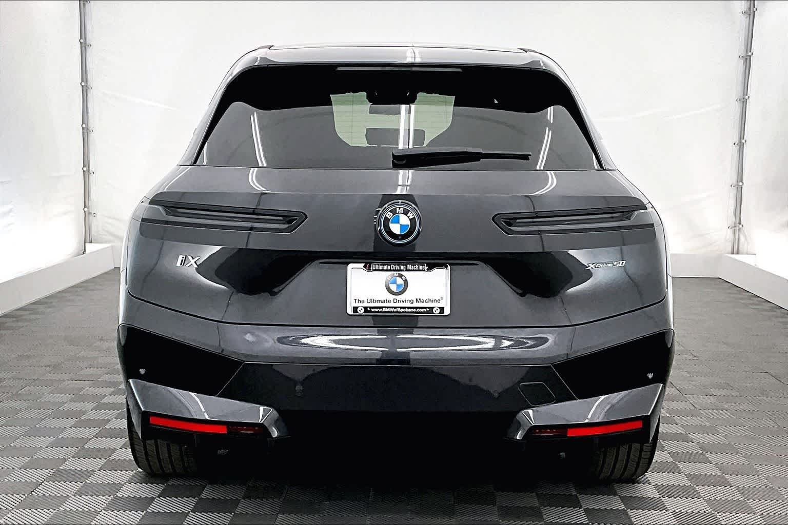 2025 BMW iX xDrive50