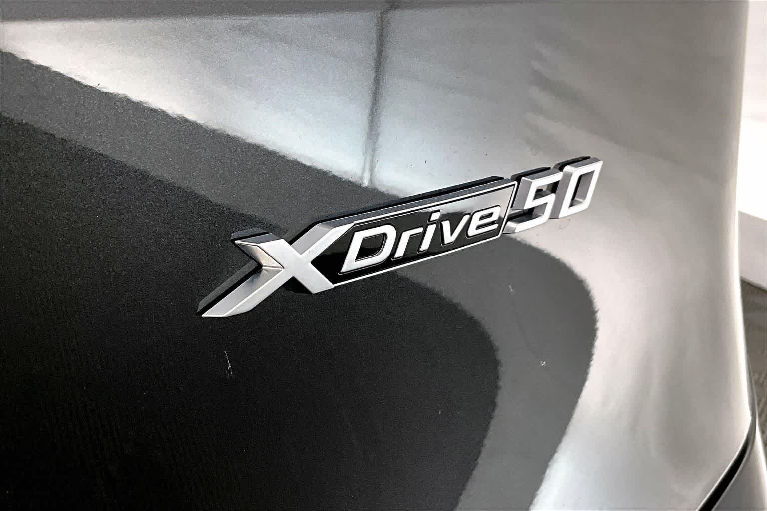 2025 BMW iX xDrive50