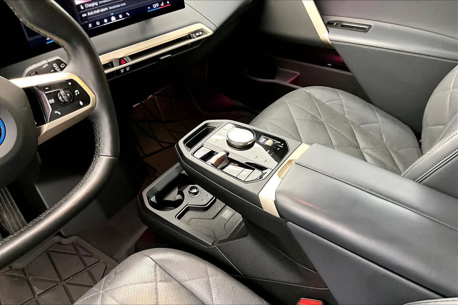 2024 BMW iX xDrive50
