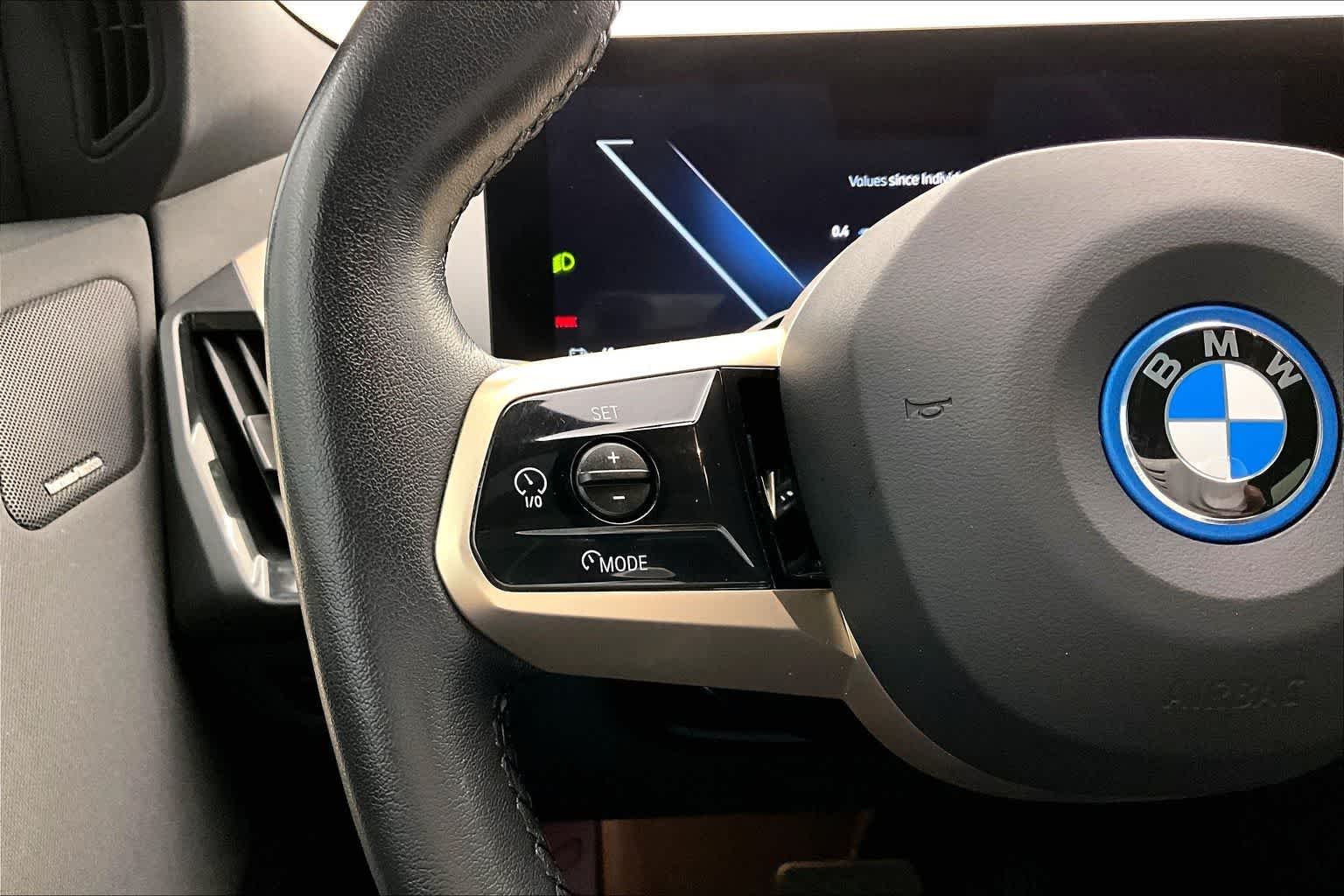 2024 BMW iX xDrive50