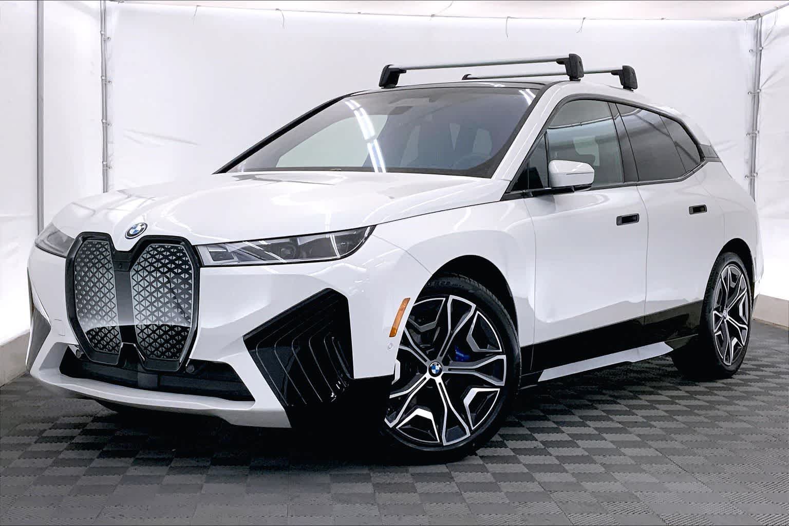 2025 BMW iX M60