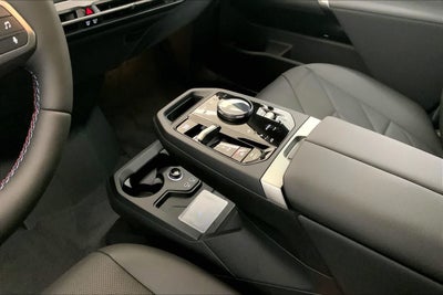 2025 BMW iX M60